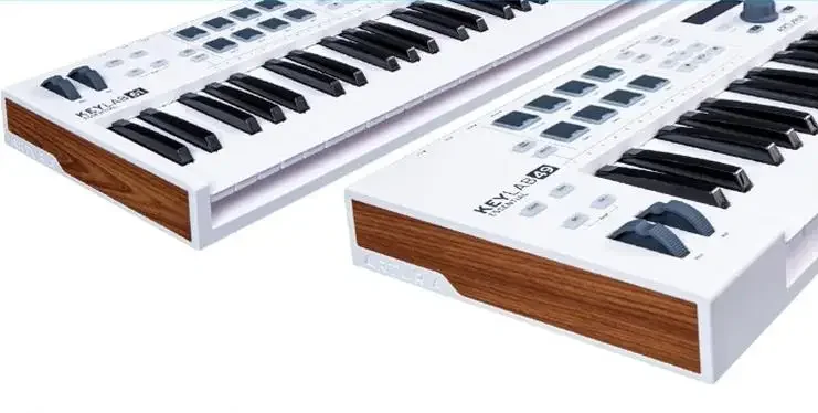 Tastiera MIDI Arturia KeyLab E - Midi Keyboard Controller 88 Key recensione e prezzo